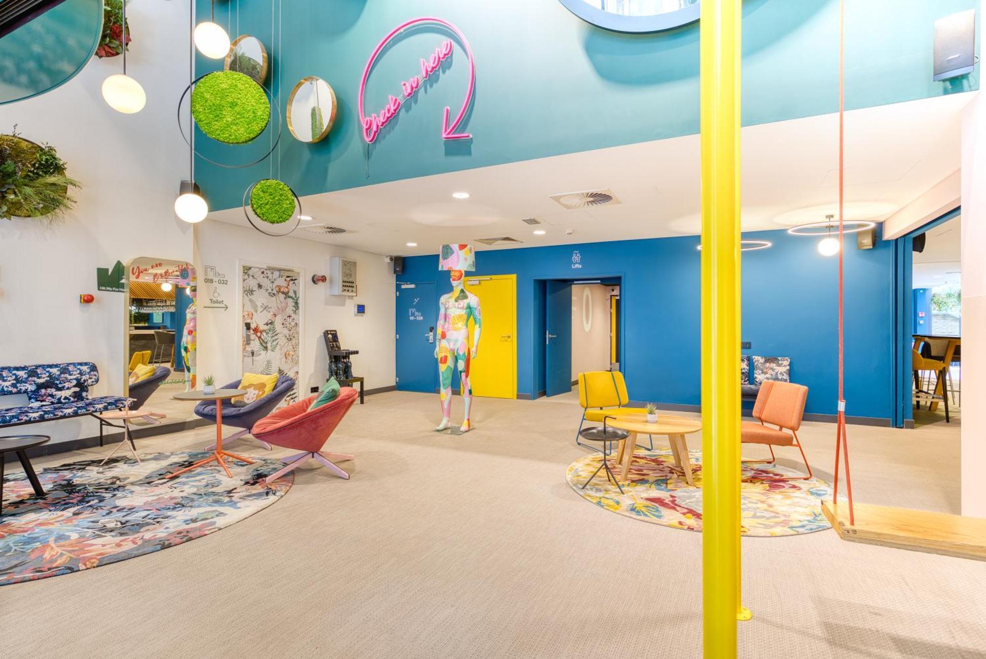 B&B Hotel Brussels Centre Louise ภายนอก รูปภาพ