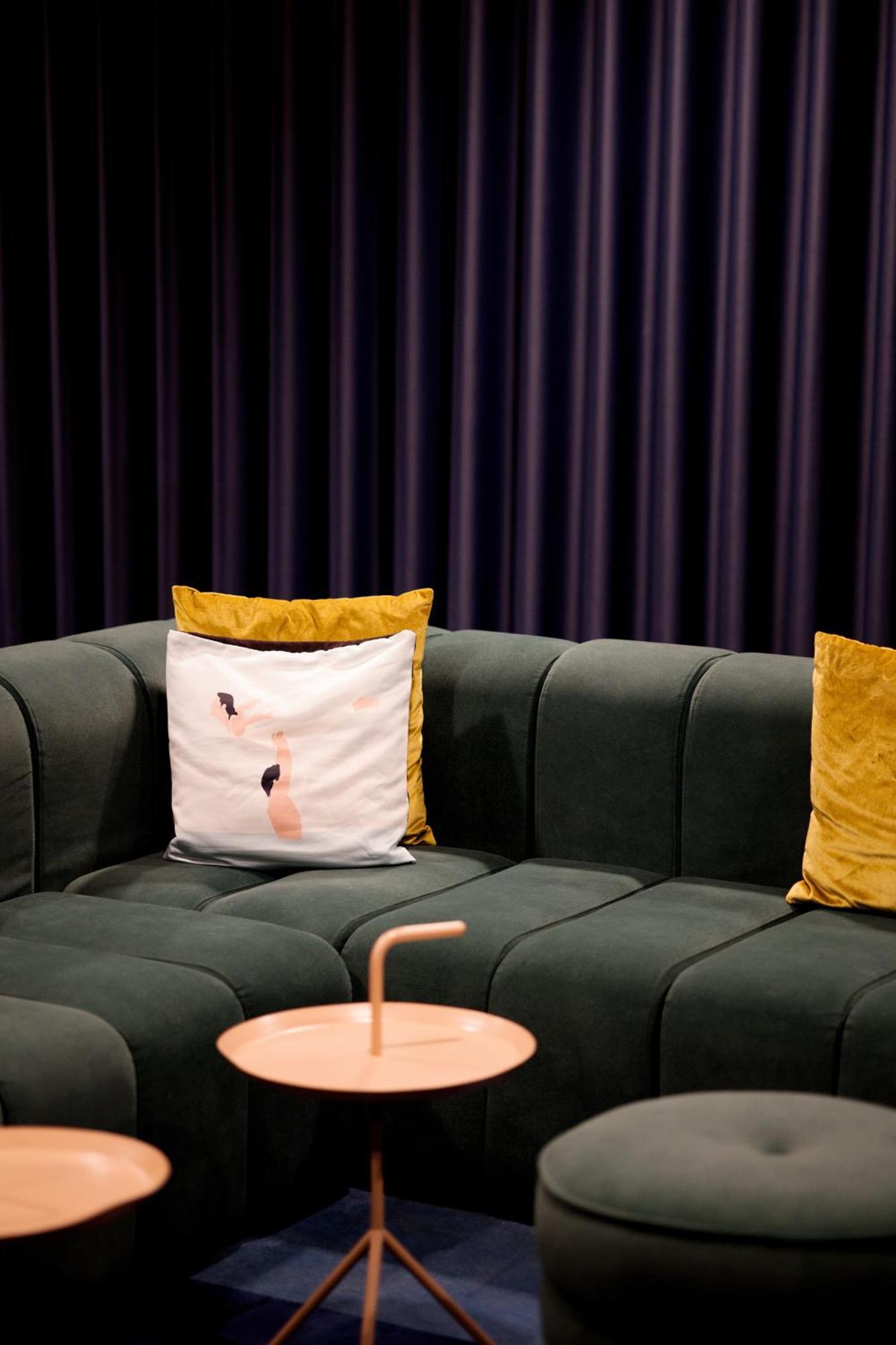 B&B Hotel Brussels Centre Louise ภายนอก รูปภาพ