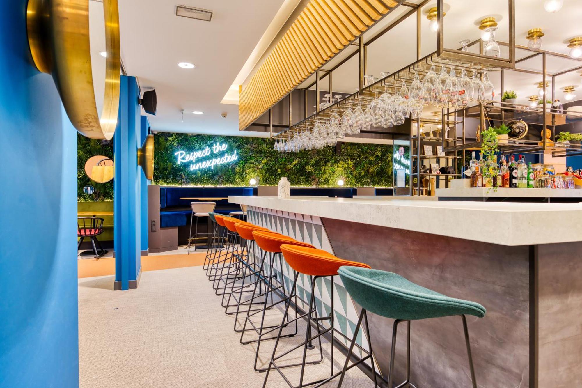 B&B Hotel Brussels Centre Louise ภายนอก รูปภาพ
