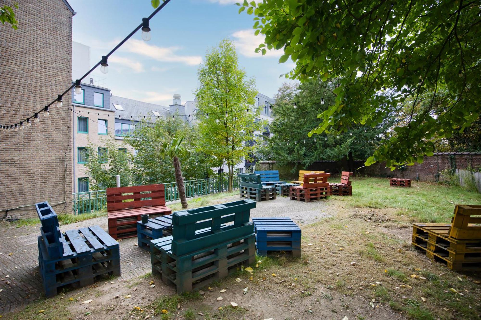 B&B Hotel Brussels Centre Louise ภายนอก รูปภาพ